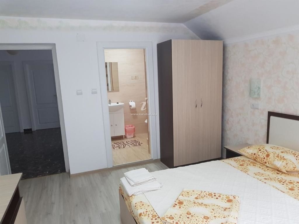 Проживание в семье Casa Mimi Бэиле-Еркулане-25